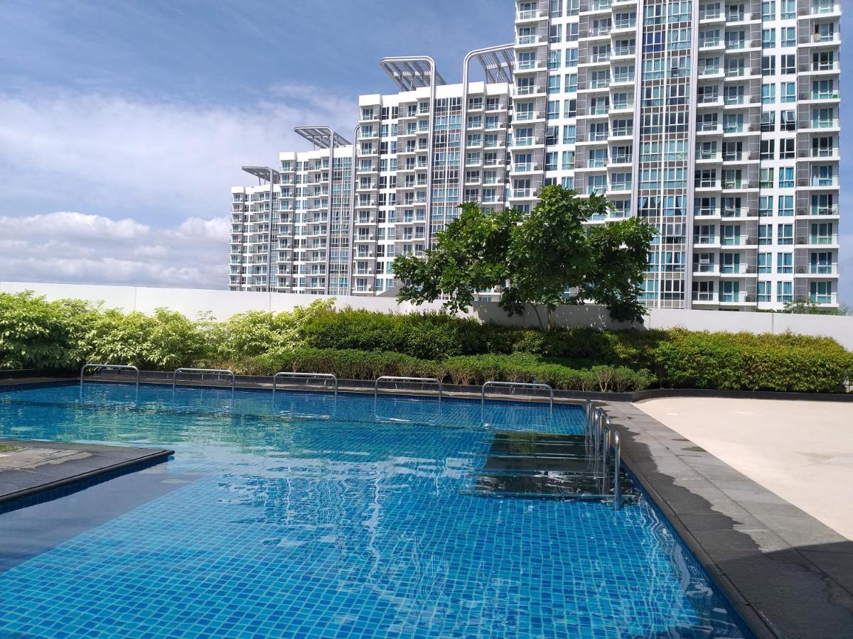 Mactan Newtown With Sun Set And Garden View Aparthotel Cebu Bagian luar foto