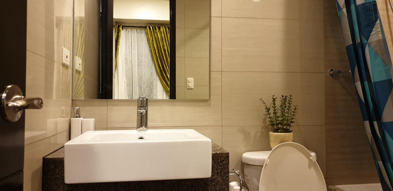 Mactan Newtown With Sun Set And Garden View Aparthotel Cebu Bagian luar foto